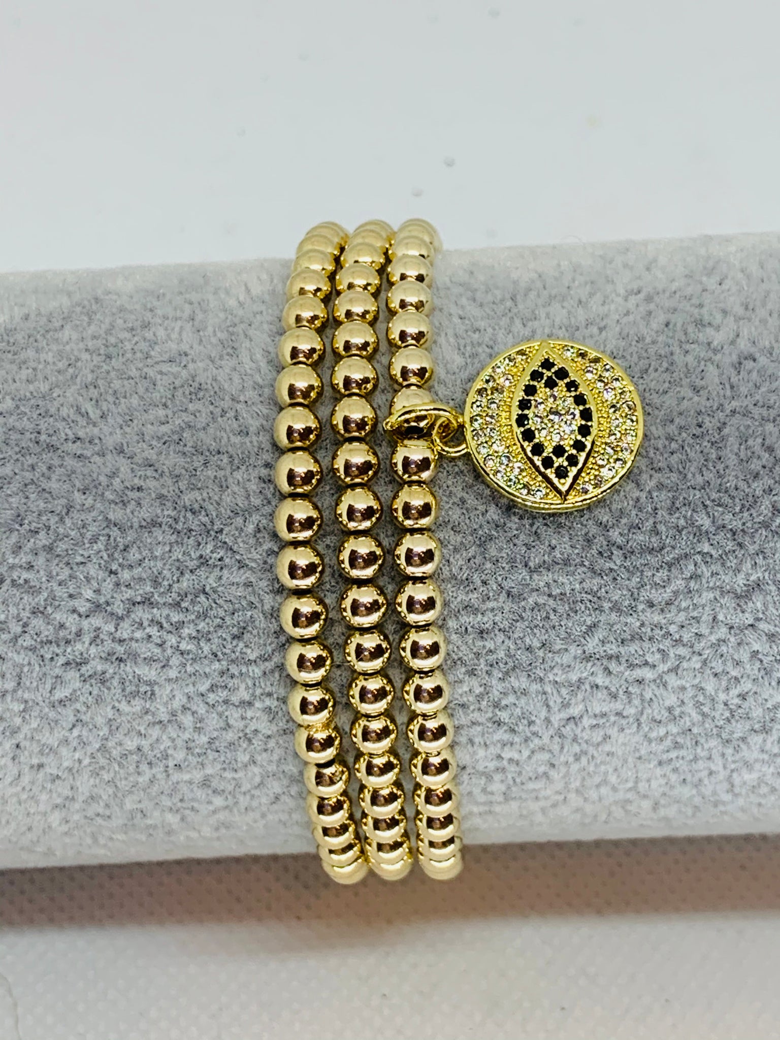 Eve Gold Bracelet