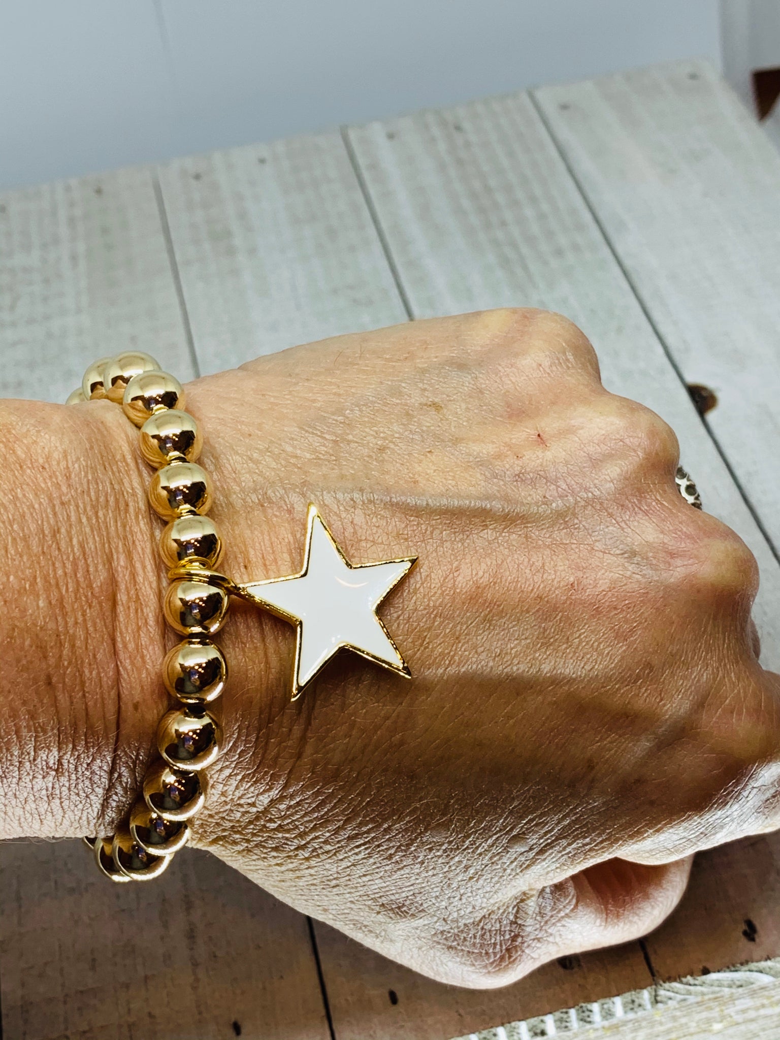 Gold Star Beauty Bracelet