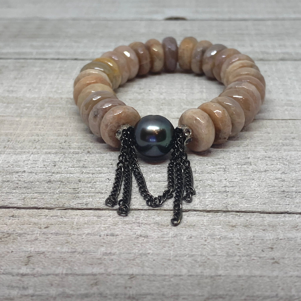 Gorgeous Faceted Peach Moonstone with a Stunning Tahitian Pearl and Chain Bracelet
