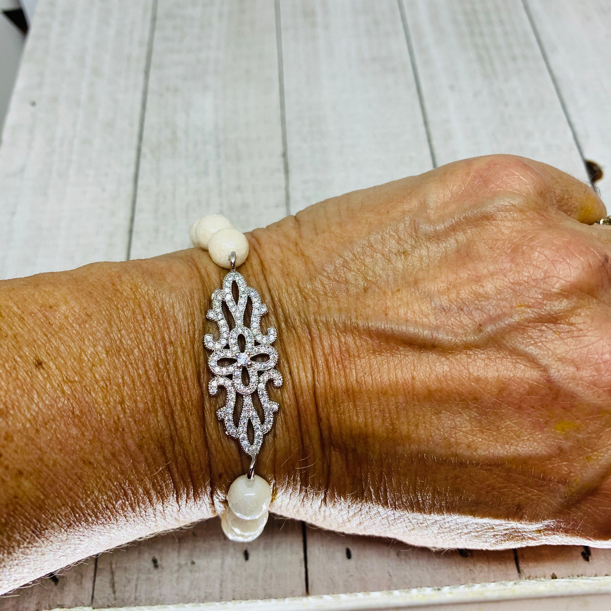 Mystic Snow White Bracelet