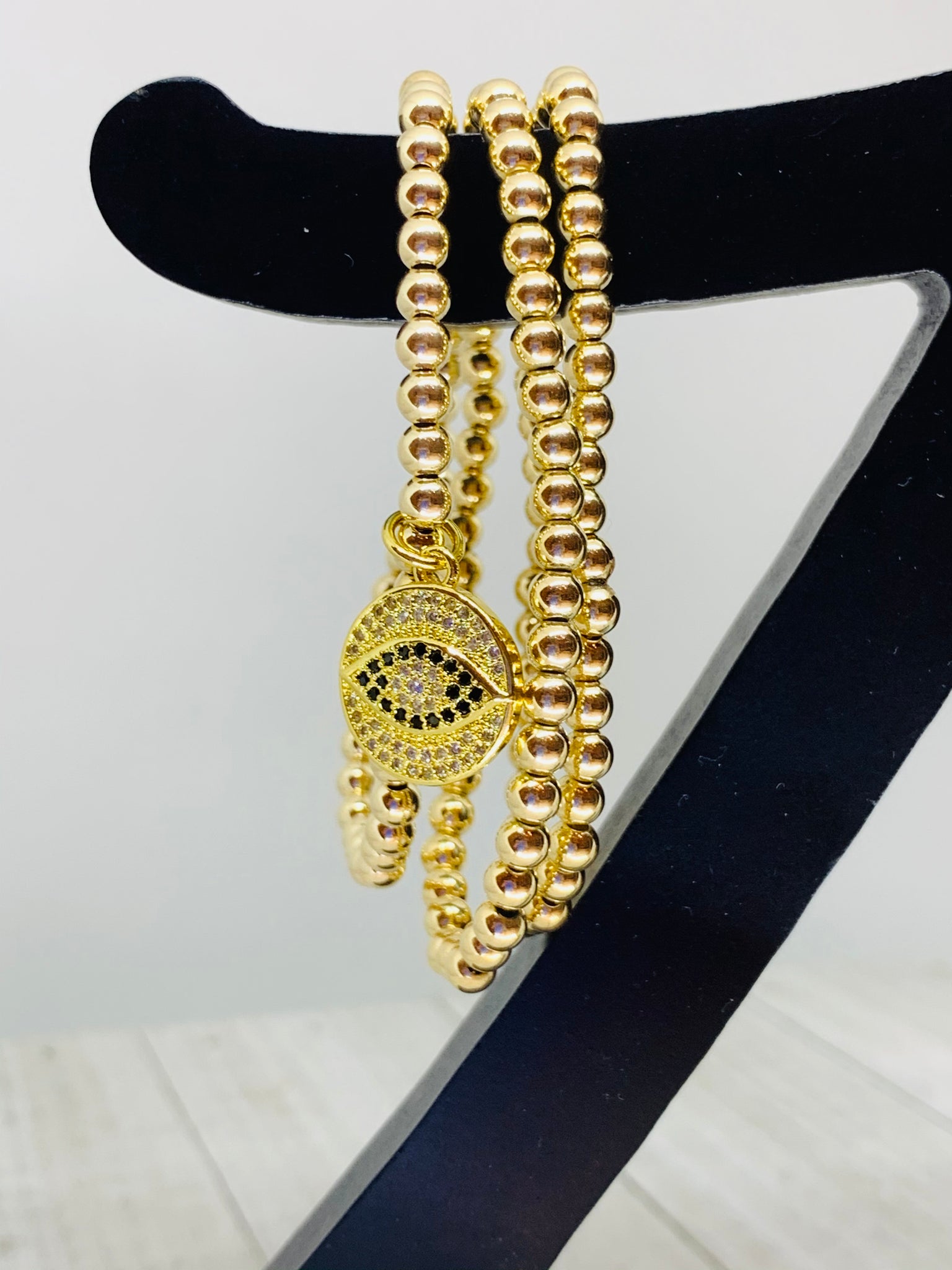 Eve Gold Bracelet