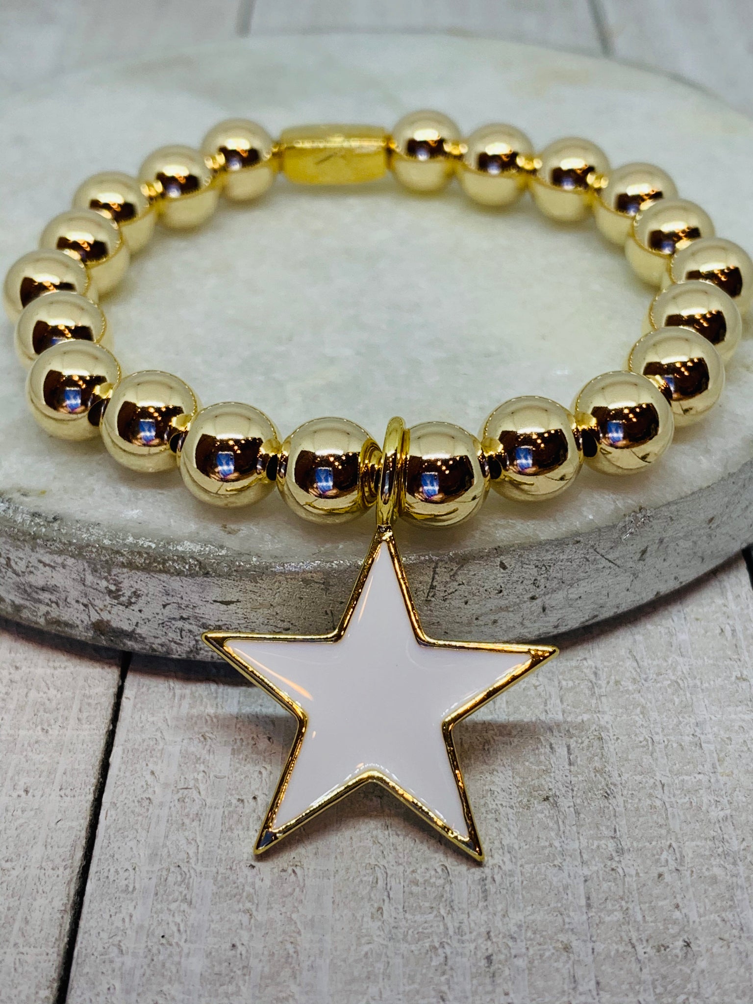 Gold Star Beauty Bracelet