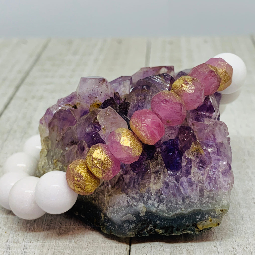 White Mashan Jade and Etched Pirnk & Gold Rondelle Bracelet