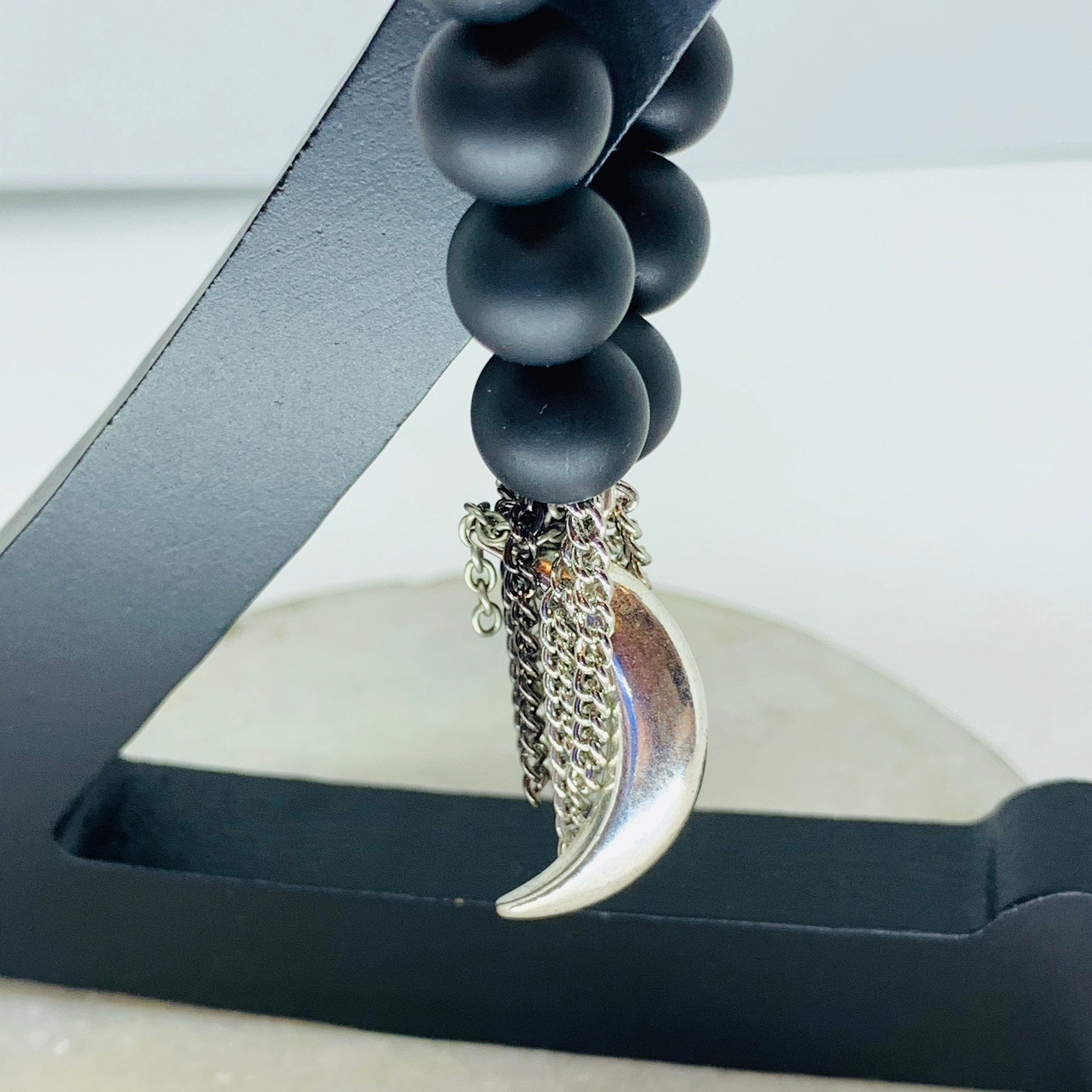 Silver Moon, Chain and Onyx
