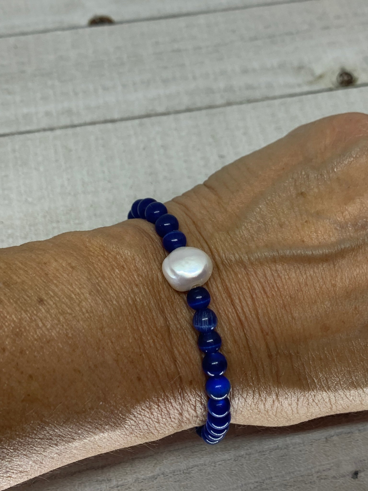 Bonny Blue  Cat Eye Bead Bracelet